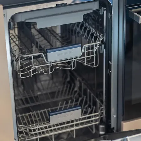 Brand New 4 Bedroom 2,5 Bath , Lux , Διαμέρισμα