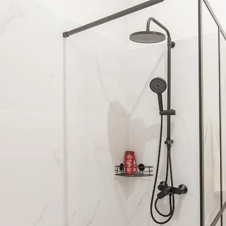 Διαμέρισμα Brand New 4 Bedroom 2,5 Bath , Lux ,