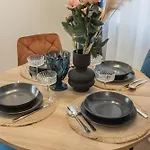 Апартаменты Brand New 4 Bedroom 2,5 Bath , Lux , *