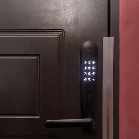 Brand New 4 Bedroom 2,5 Bath , Lux , Апартаменты Рига