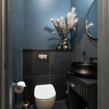 Brand New 4 Bedroom 2,5 Bath , Lux ,