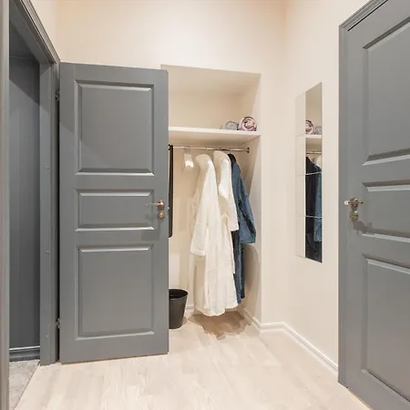 Brand New 4 Bedroom 2,5 Bath , Lux , Апартаменты Рига