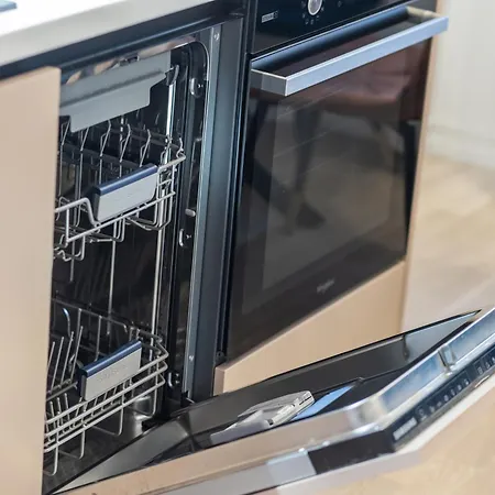 Brand New 4 Bedroom 2,5 Bath , Lux , Апартаменты Рига