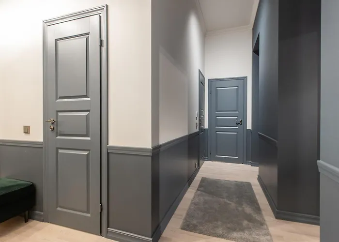 Brand New 4 Bedroom 2,5 Bath , Lux ,