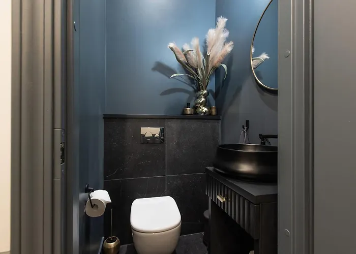 Brand New 4 Bedroom 2,5 Bath , Lux ,