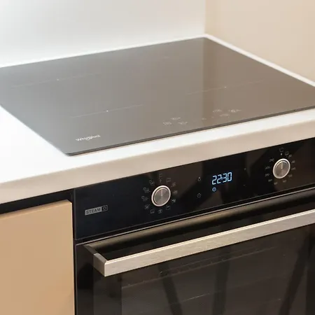 Апартаменти Brand New 4 Bedroom 2,5 Bath , Lux , Рига
